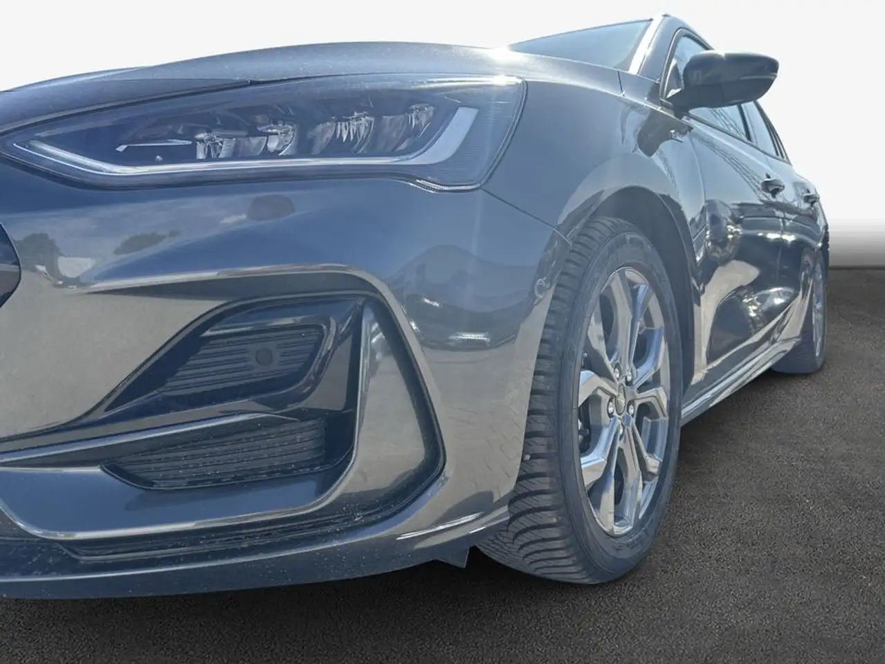 Ford Focus Turnier 1.0 EcoBoost Hybrid Aut. ST-LINE X — Galerie du véhicule 6