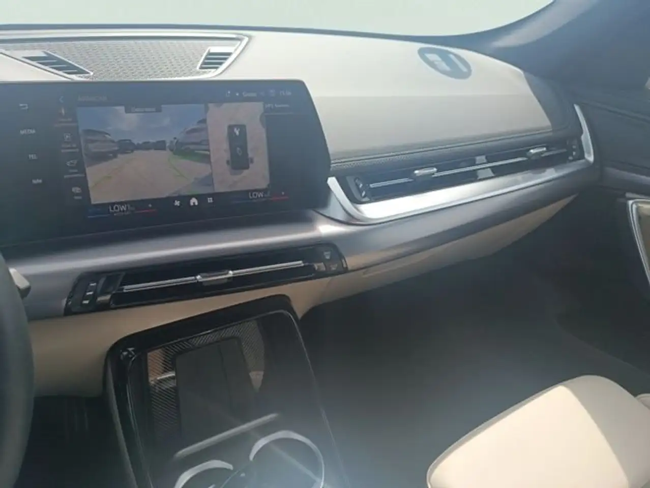 BMW X1 xDrive25e 180 kW (245 CV) — معرض صور السيارة 18