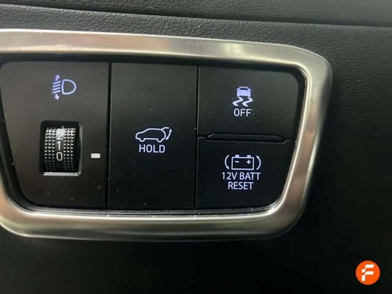 Hyundai TUCSON 1.6 T HEV 20 Aniversario Sky AT — معرض صور السيارة 18