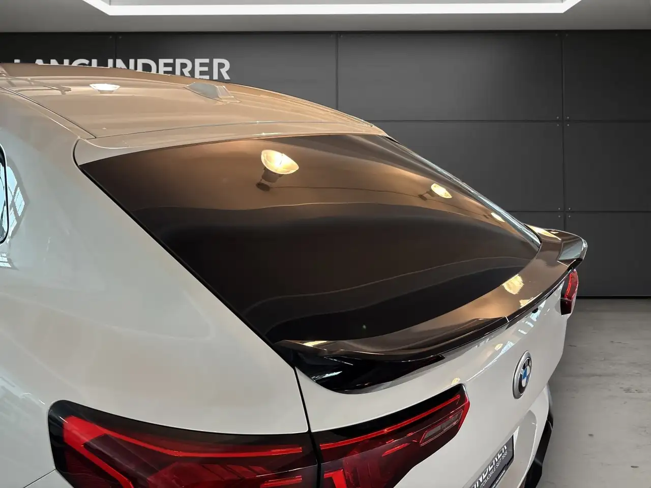 BMW X2 M 35i xDrive NP 70.509.,- HUD HiFi Parking+DrivingAs — Vehicle gallery 22