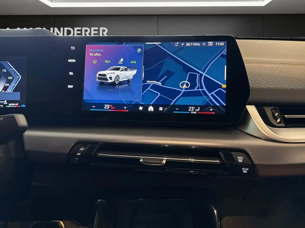 BMW X2 M 35i xDrive NP 70.509.,- HUD HiFi Parking+DrivingAs — Vehicle gallery 13