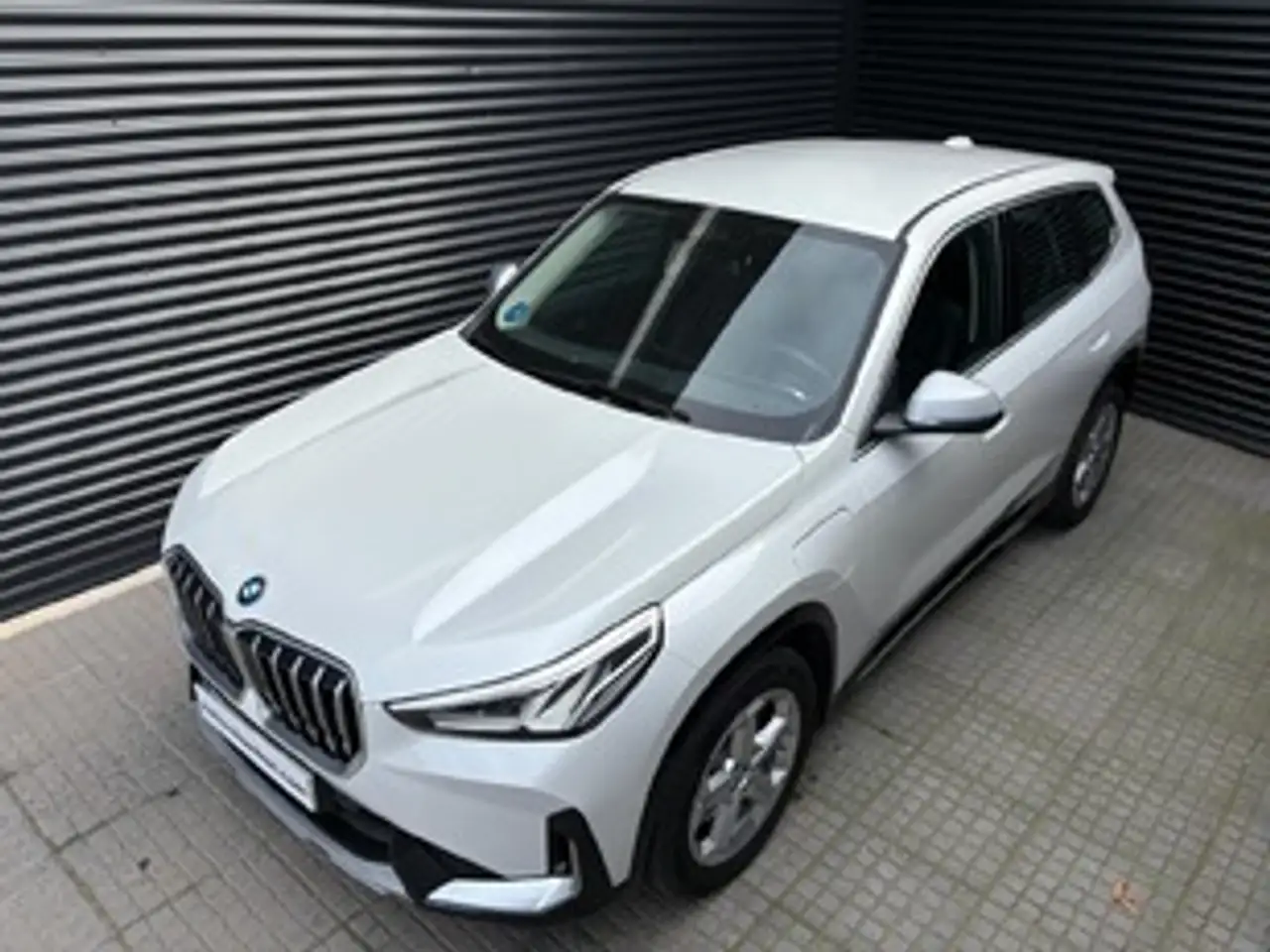 BMW X1 xDrive30eA — Vehicle gallery 7