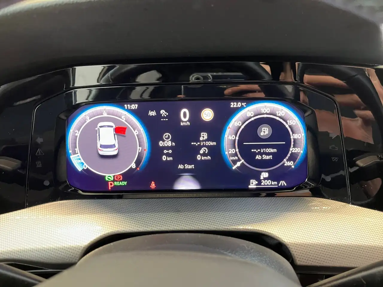 Volkswagen Golf VIII Edition 50 1.5 eTSI DSG HeadUp-Display — Galería del vehículo 12
