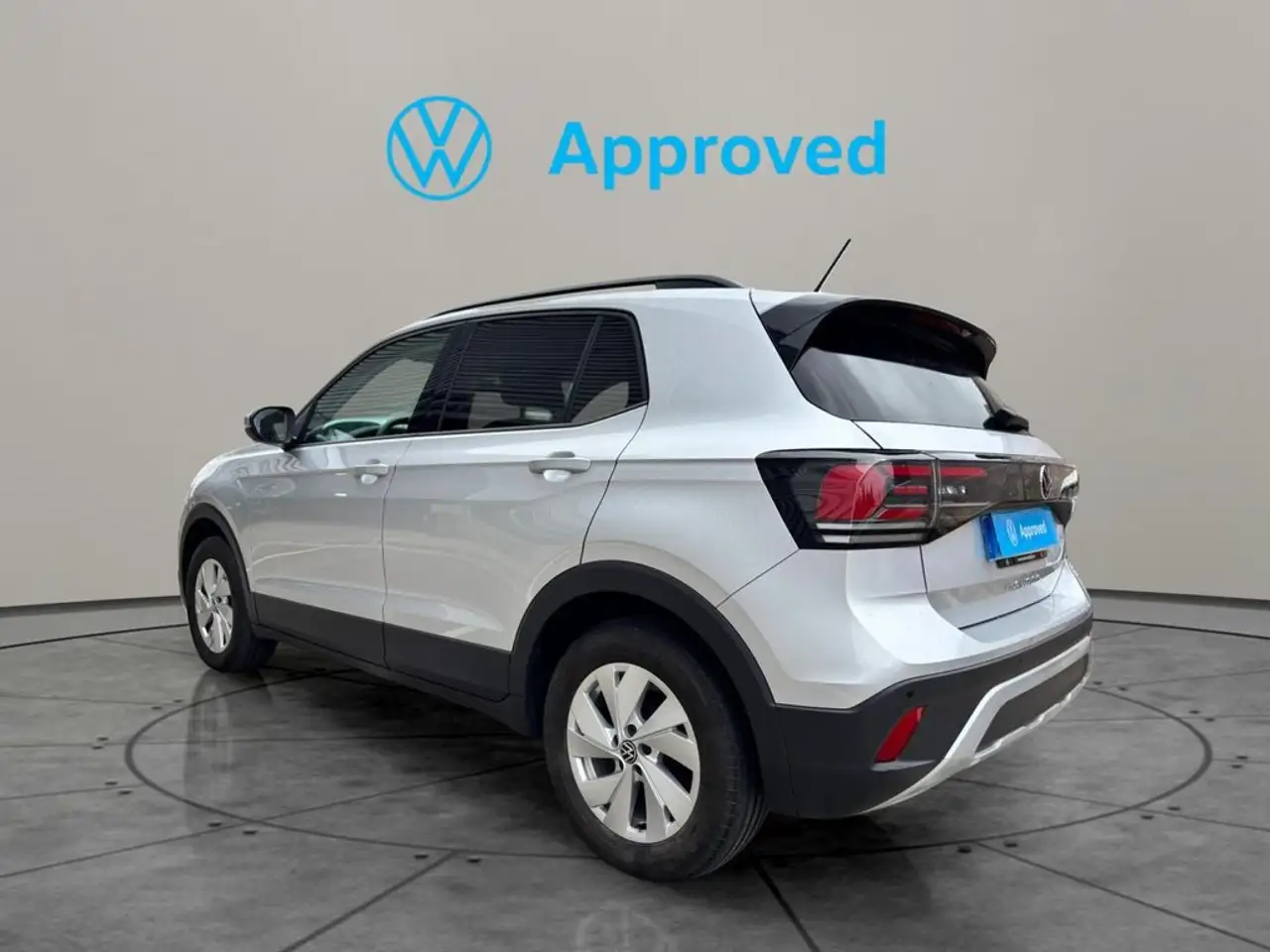 Volkswagen T-Cross 1.0 TSI Life 70kW — Vehicle gallery 2