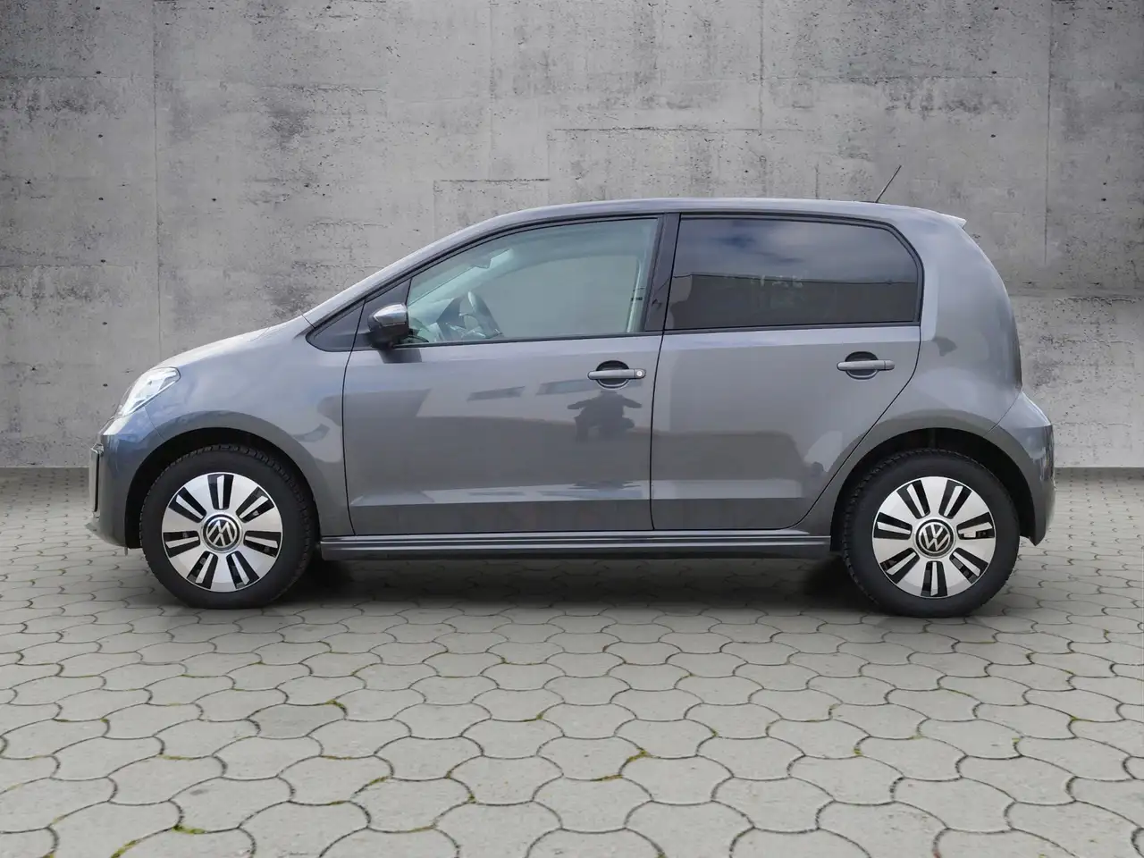 Volkswagen up! Edition SHZ/KAMERA/GRA/PDC — Vehicle gallery 2