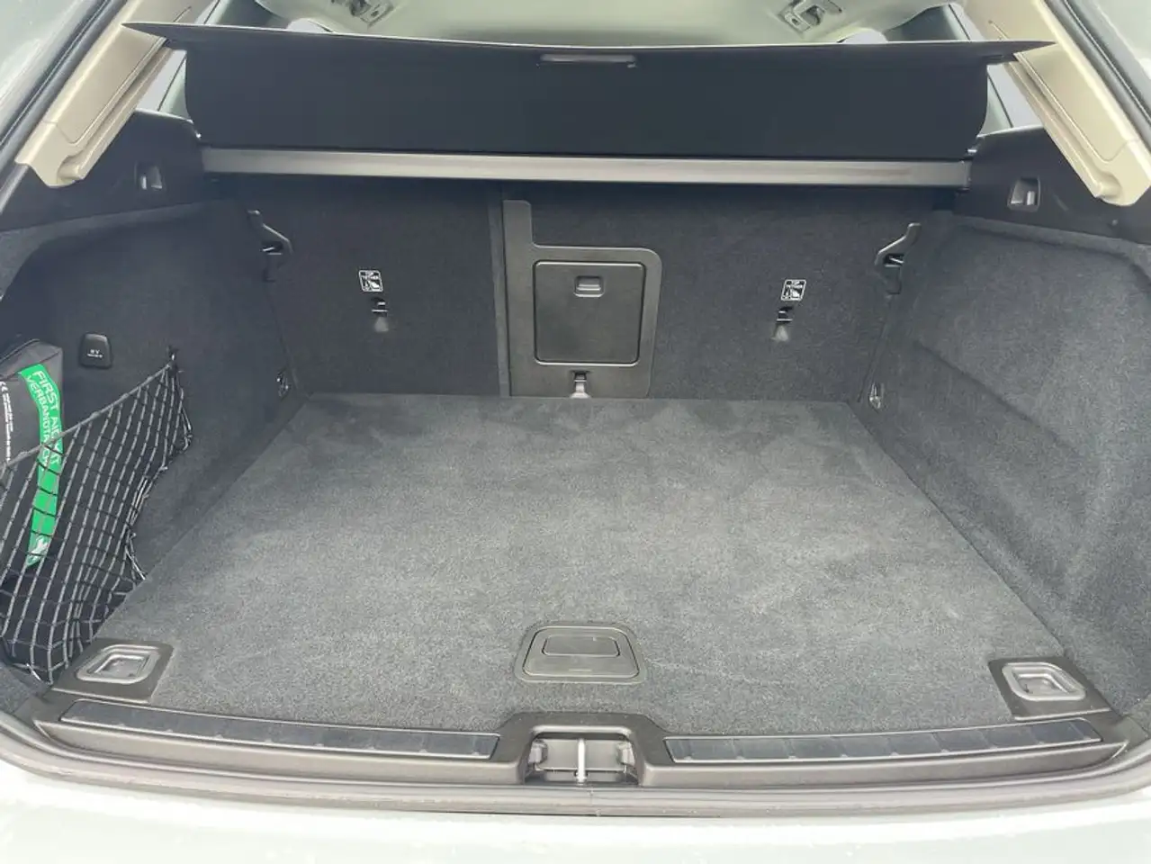 Volvo XC60 XC60 B4 B Core,AHK,WIn — Galería del vehículo 8