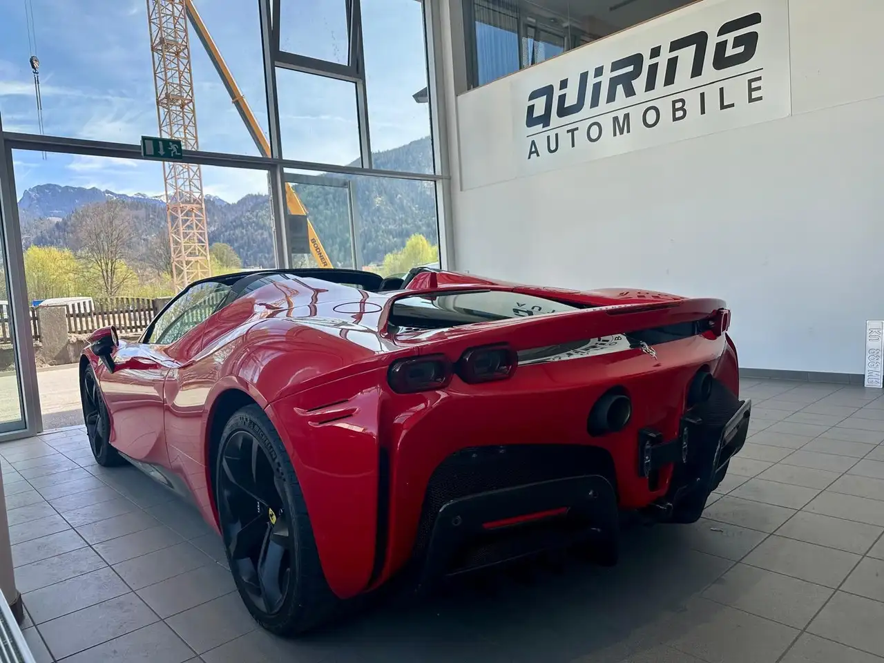 Ferrari SF90 Spider rot-sw/Carbon/Lift/SuperRacing/20'' — Galerie du véhicule 2