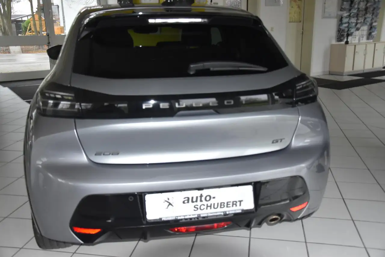 Peugeot 208 1.2 PureTech — معرض صور السيارة 13