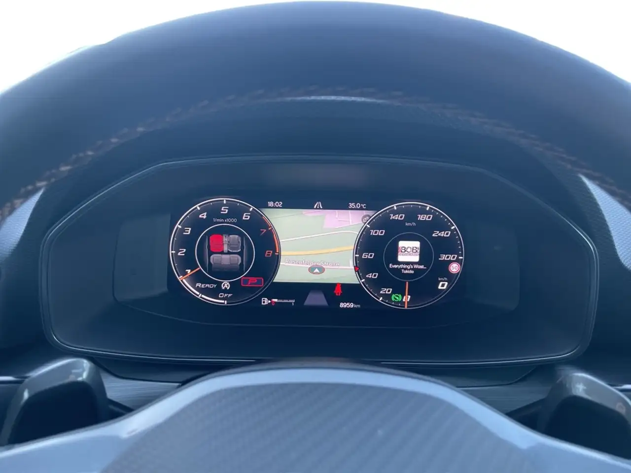 CUPRA Leon 1.5 eTSI DSG DCC MATRIX*VIRTUAL*NAV*ACC*SHZ*PAR... — Vehicle gallery 18