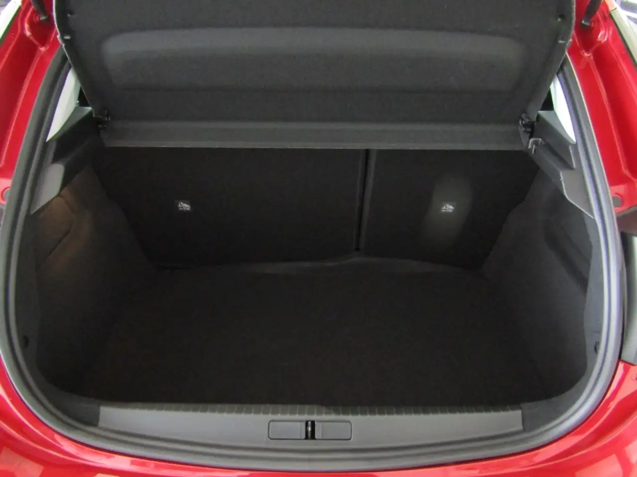 Opel Corsa F Basis , 1.2 Direct Injection Turbo, 74 kW (100PS — Vehicle gallery 8