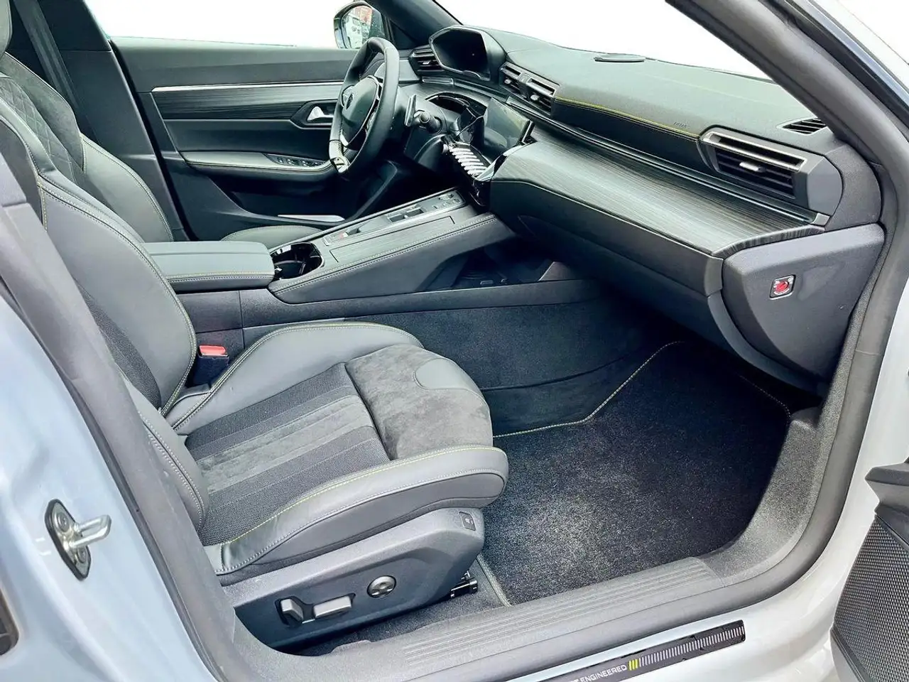Peugeot 508 SW Hybrid4 360 PSE *PANORAMADACH*FOCAL*KAMERA* — Galerie du véhicule 20