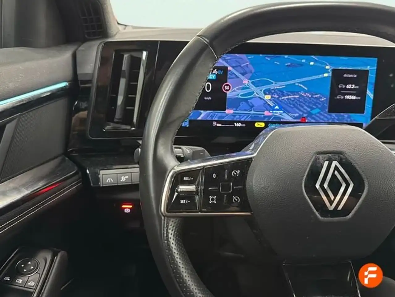 Renault Austral 1.2 full hybrid e-tech Evolution 146kW — معرض صور السيارة 12