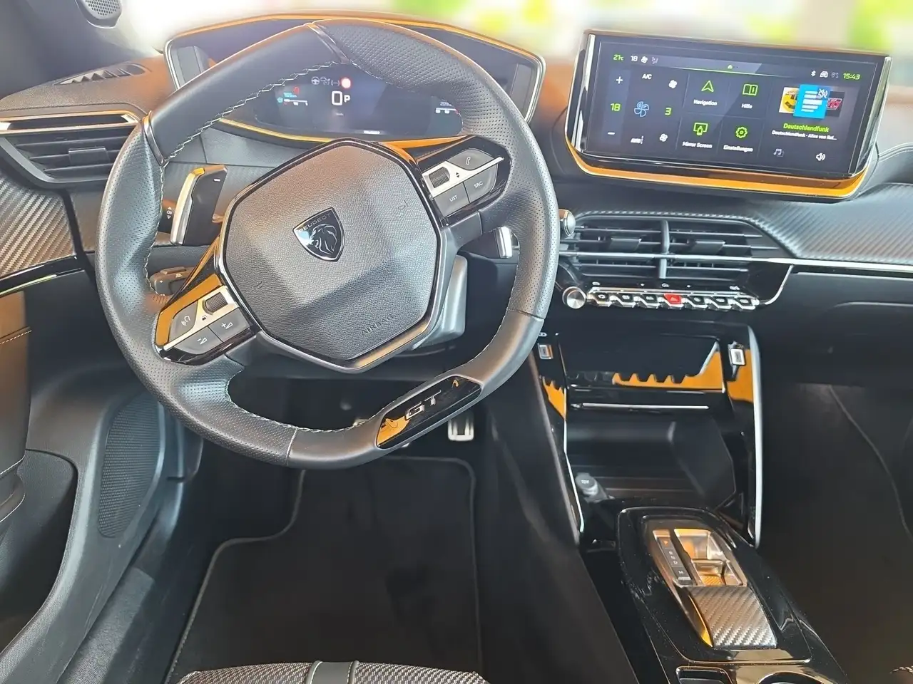 Peugeot 2008 1.2 PureTech 130 GT ACC KeyLess LED Navi — Vehicle gallery 8