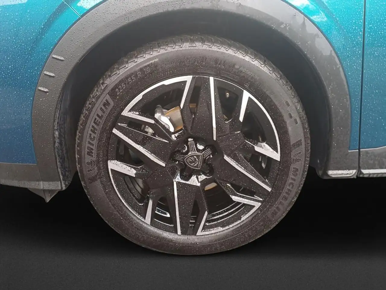 Peugeot 3008 (PD) Hybrid 136 Allure — معرض صور السيارة 8