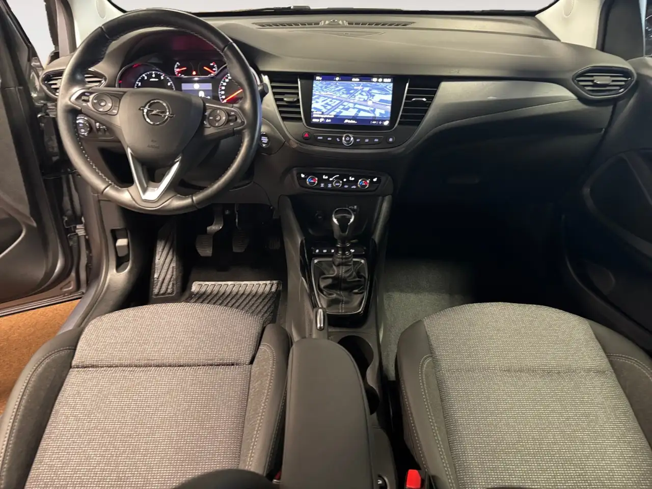Opel Crossland 1.2 Elegance Paket Top Austattung — Galería del vehículo 12