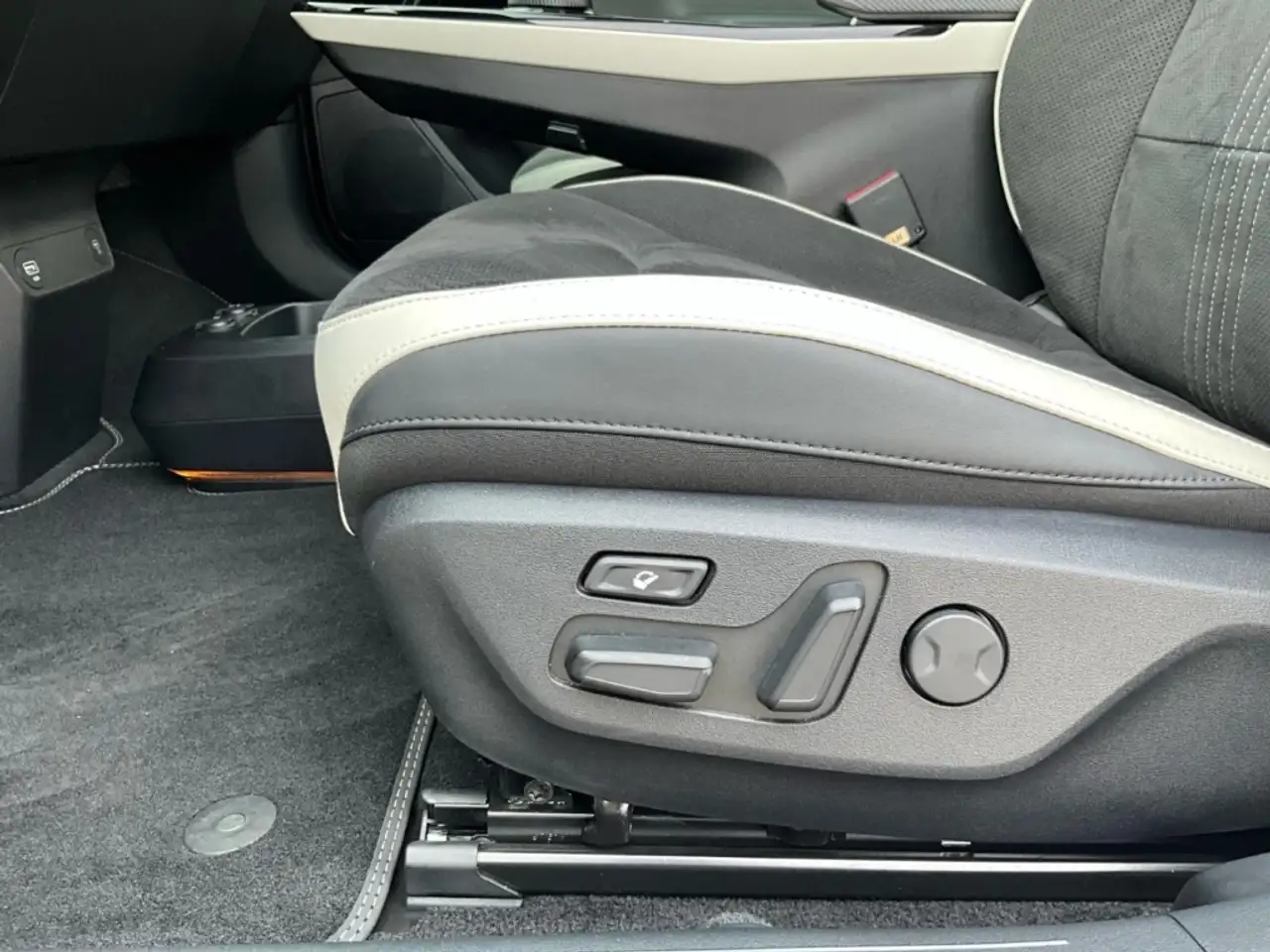 Kia EV6 GT-Line AWD P5 P7 WP Paket Assist+ Design-Paket 36 — معرض صور السيارة 16