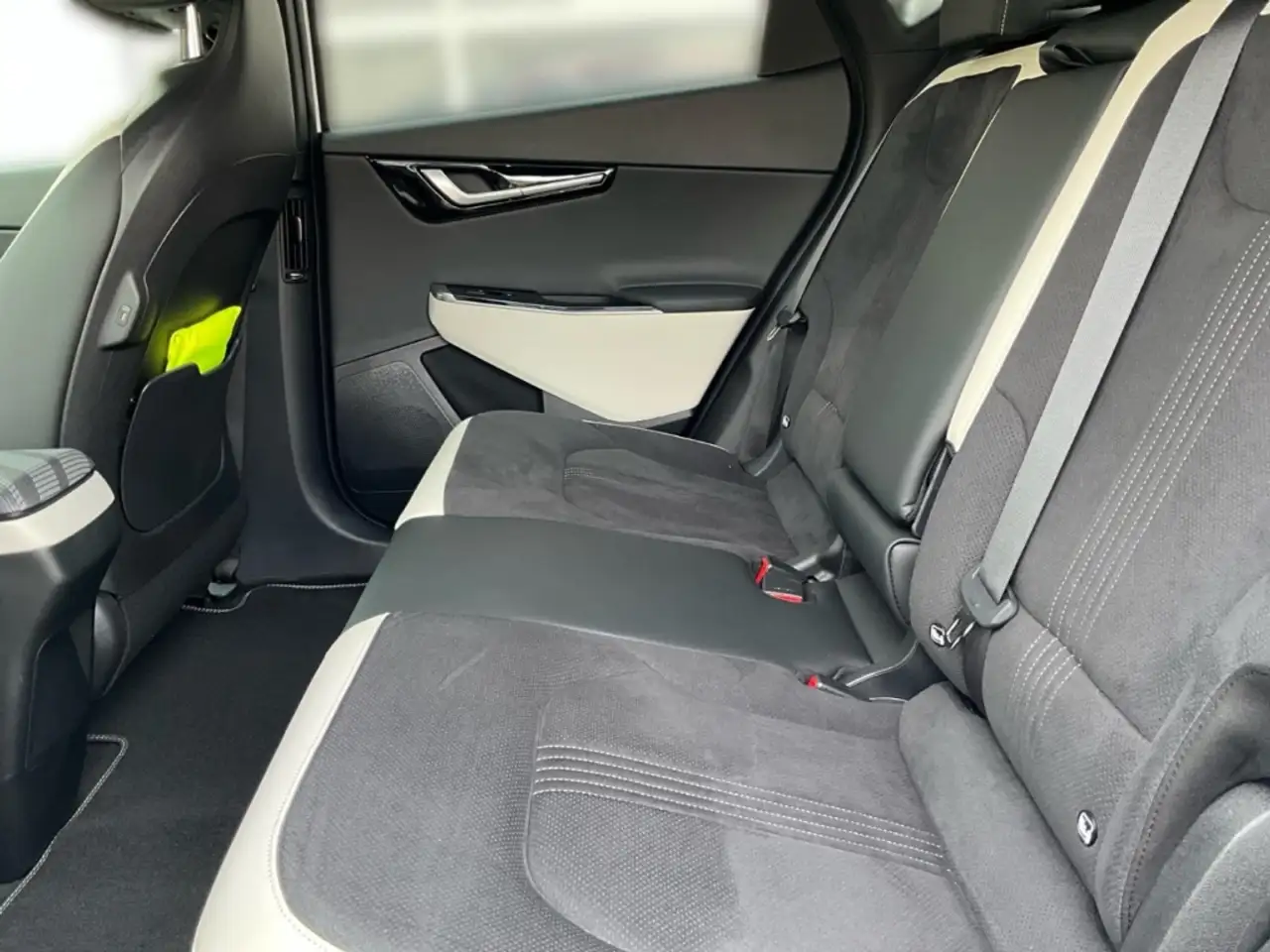 Kia EV6 GT-Line AWD P5 P7 WP Paket Assist+ Design-Paket 36 — معرض صور السيارة 13