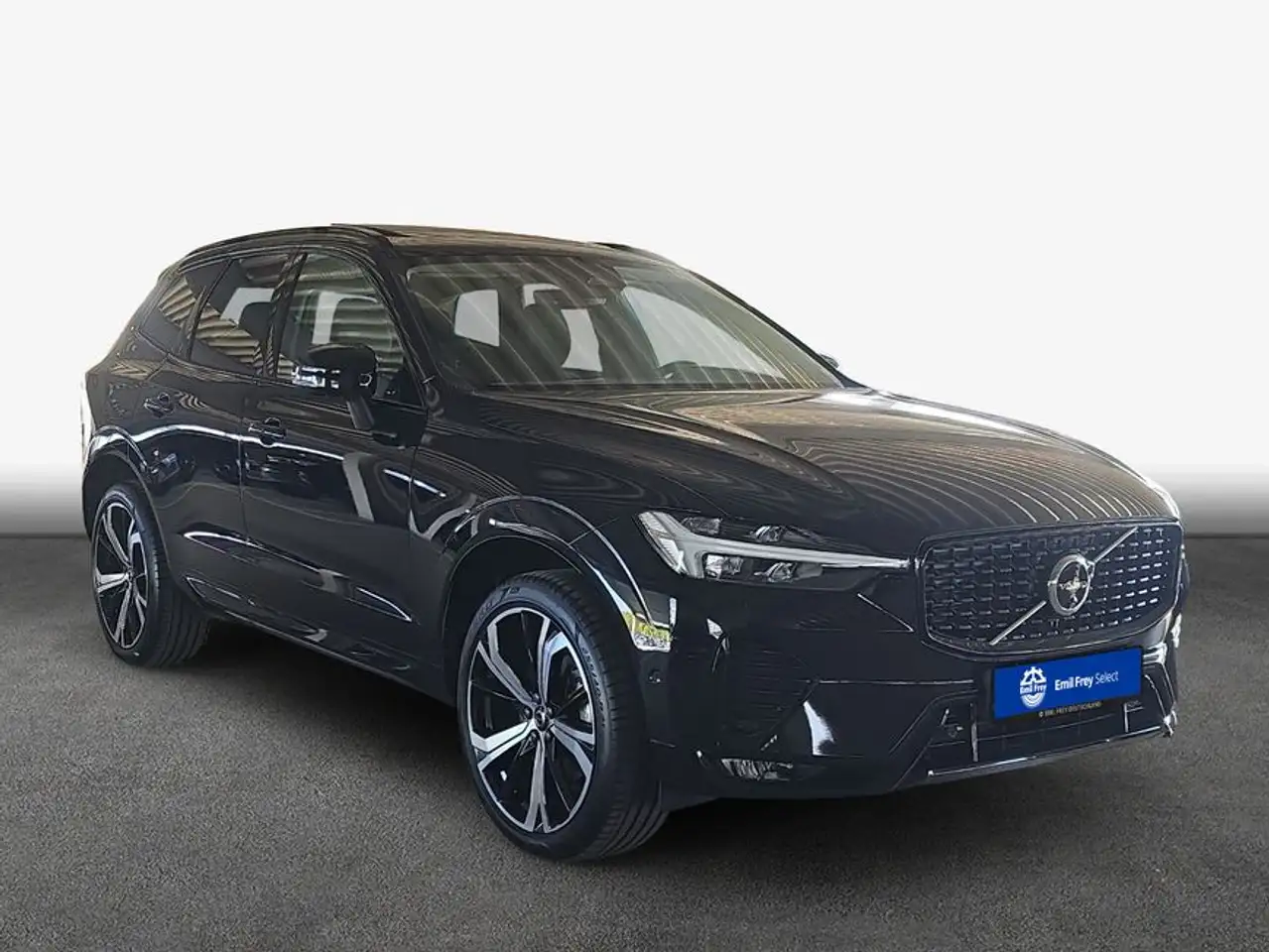 Volvo XC60 XC60 B5 B AWD Plus Dark — معرض صور السيارة 3