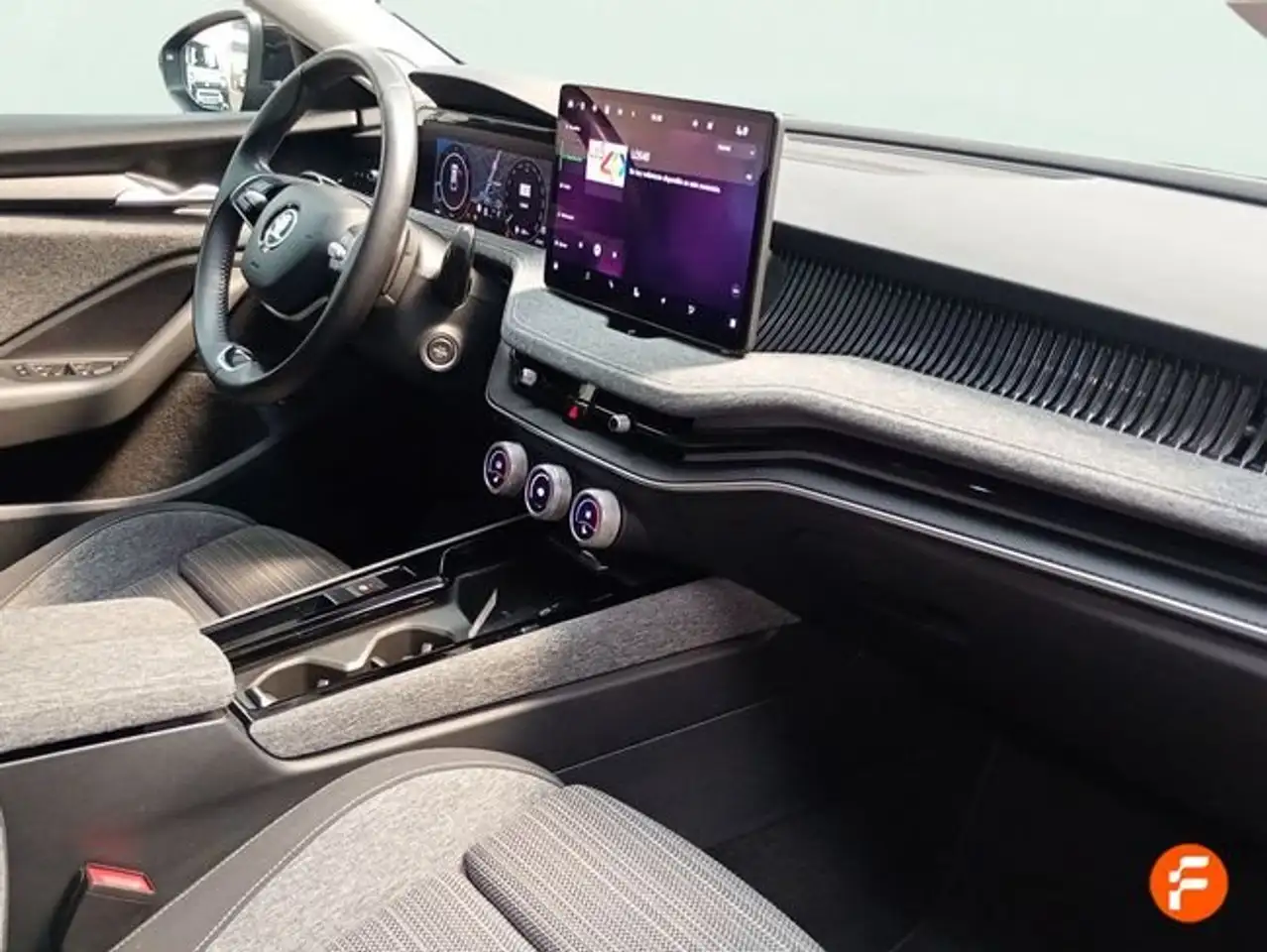 Skoda Superb Combi 1.5 TSI m-HEV 110kW DSG Selection — معرض صور السيارة 22