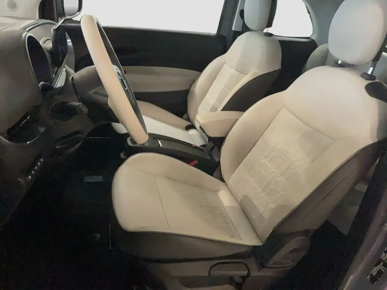 Fiat 500e 42 kWh La Prima — Galería del vehículo 9