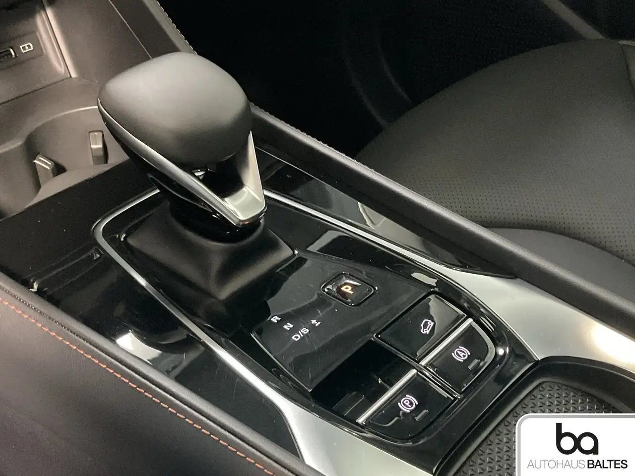 MG HS HS 1.5 Luxury ACC/LED/2ZAAC/Apple/360*/Memo — Vehicle gallery 10