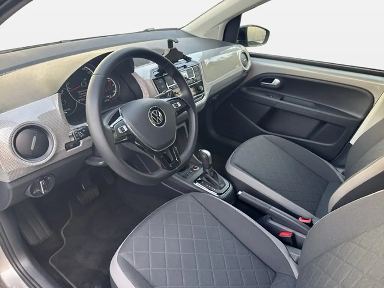 Volkswagen e-up! Edition Rückfahrkamera CCS Sitzheizung Einparkh... — Vehicle gallery 10