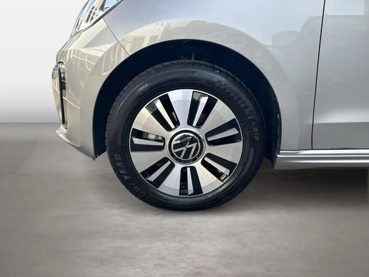 Volkswagen e-up! Edition Rückfahrkamera CCS Sitzheizung Einparkh... — Vehicle gallery 9