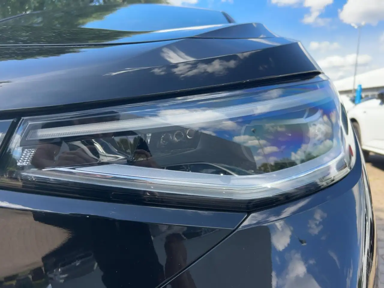 Volkswagen ID.5 GTX AHK Navi Panorama AHK LED AppConnect — معرض صور السيارة 17