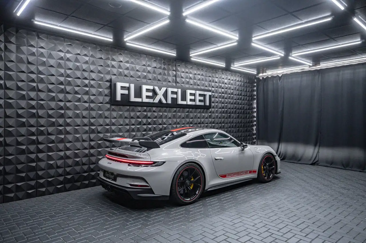 Porsche 992 GT3 PCCB Lift ClubSport Carbon — معرض صور السيارة 11
