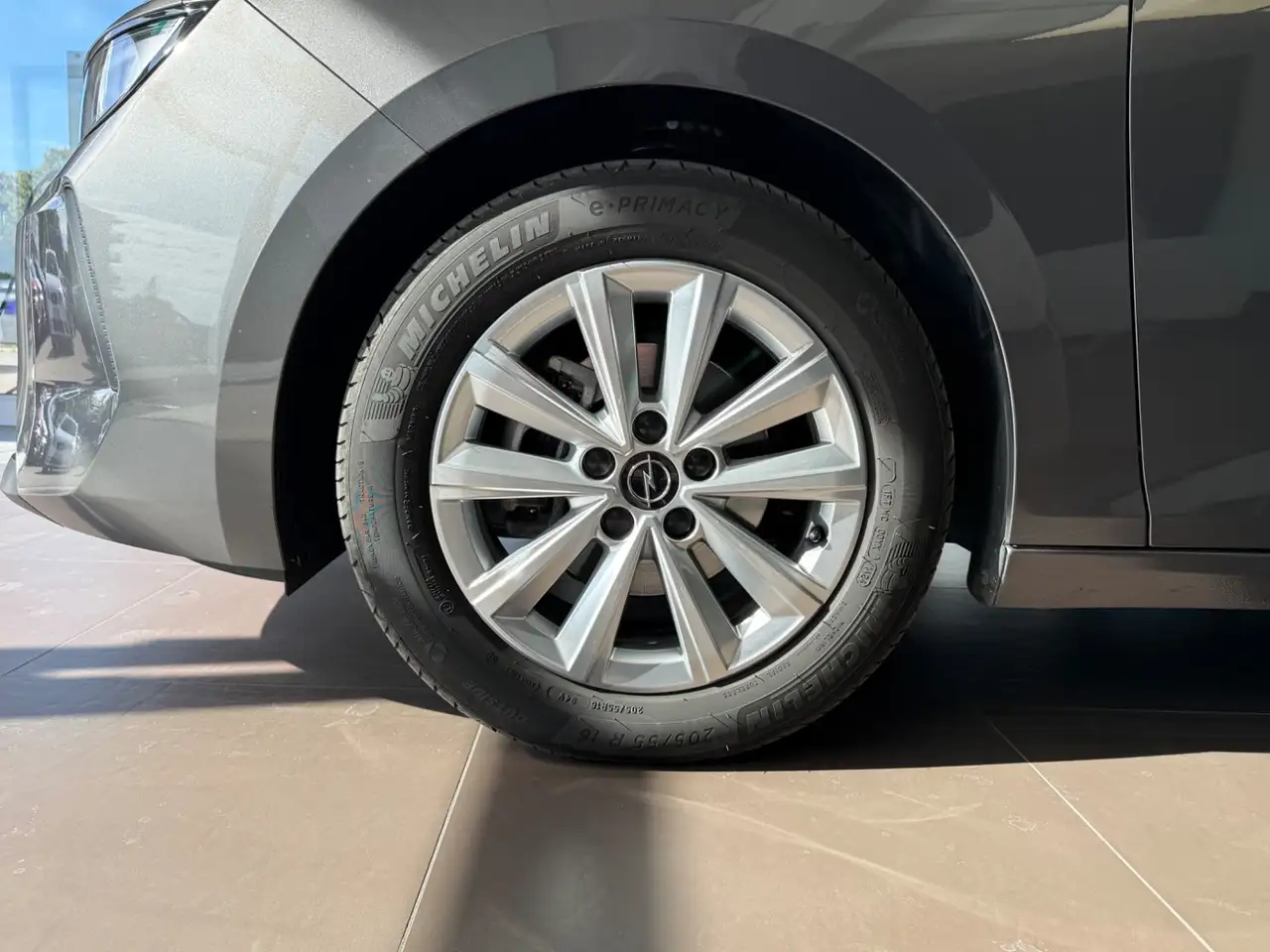 Opel Astra L Sports Tourer Edition Sitzheizung — Galerie du véhicule 8