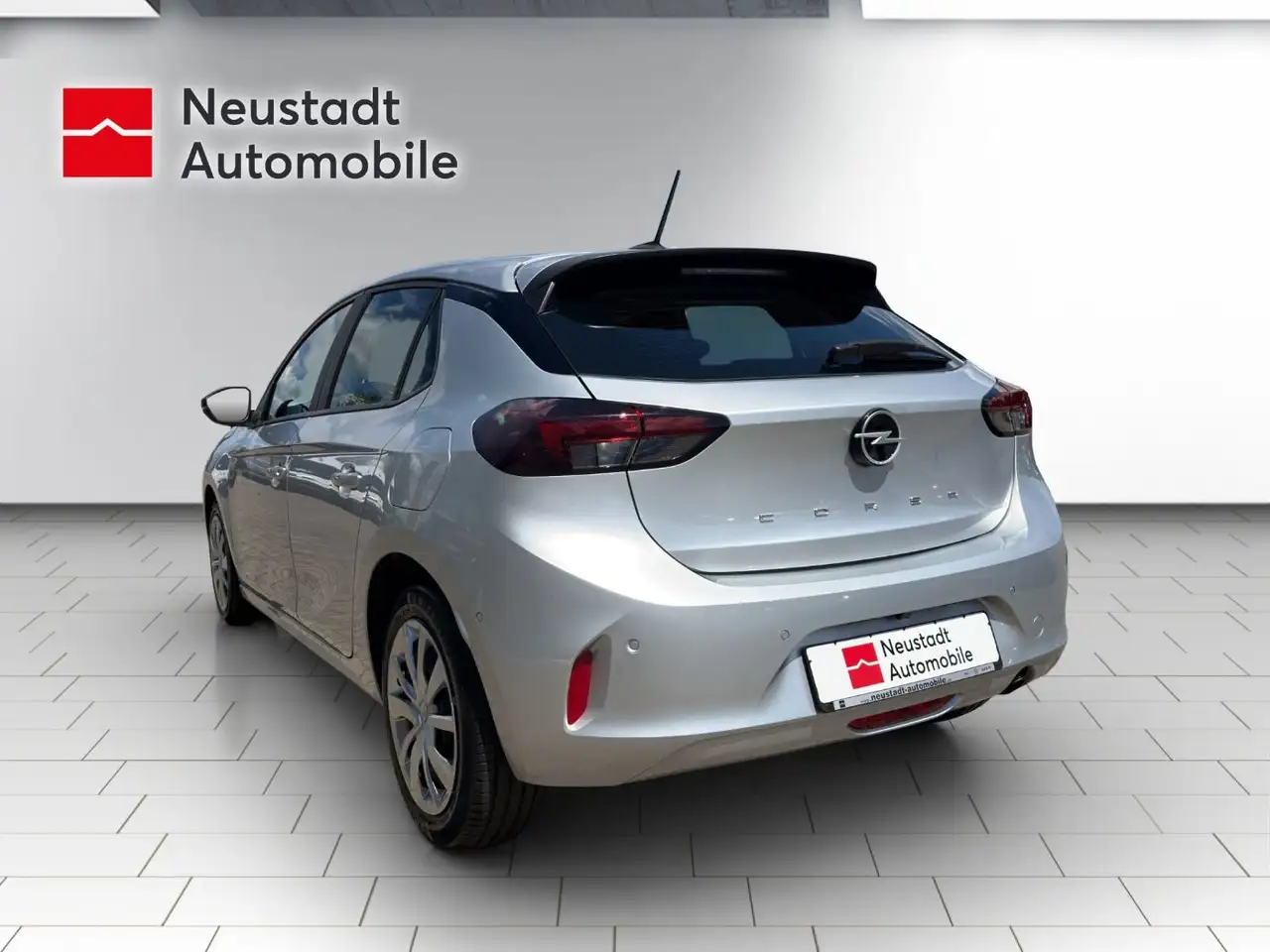 Opel Corsa Selection Kamera, Parkpilot vorn & hinten, — Vehicle gallery 3