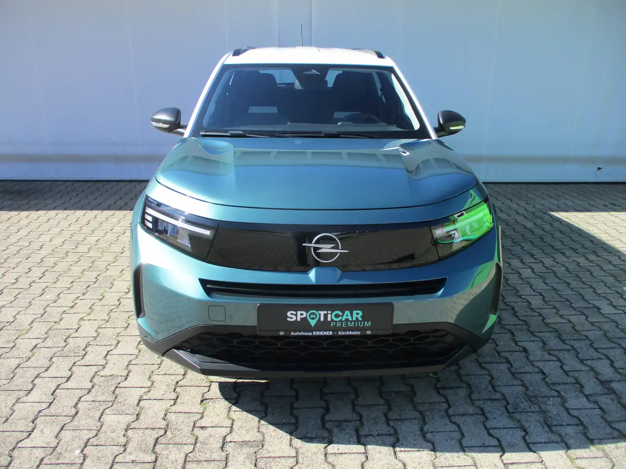 Opel Frontera Edition 1.2 100 kW — Vehicle gallery 2