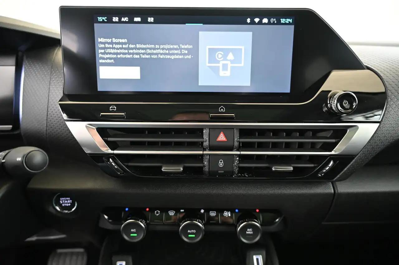 Citroen C4 X 1.2 PT EAT8 130 MAX LED/NAV/SOUND/PANO/H-UP/18 — Galería del vehículo 21