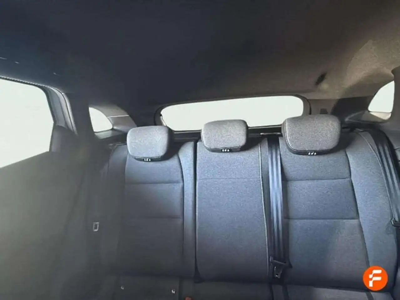 Renault Austral Evolution Mild Hybrid 103kW (140CV) — معرض صور السيارة 14