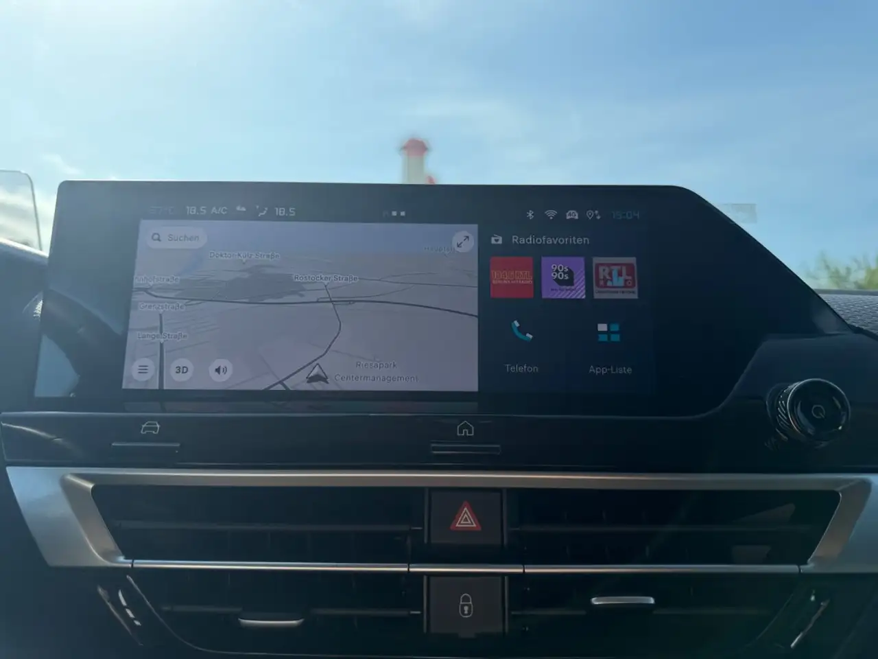 Citroen C4 Lim. Hybrid Max*LED*NAVI*ALCANTARA*PANORAMA* — معرض صور السيارة 29