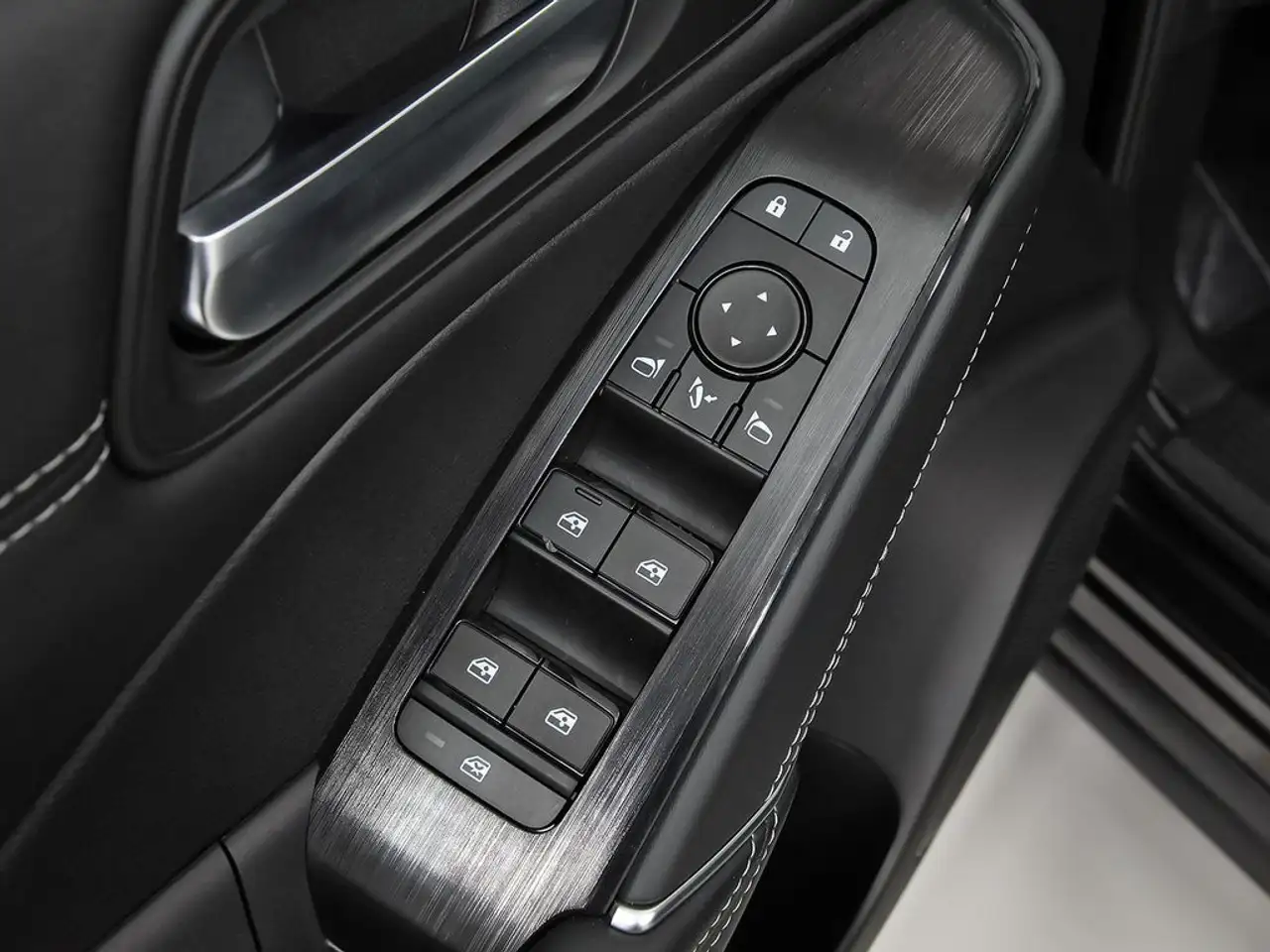 Nissan Qashqai DIG-T 103kW N-Connecta — معرض صور السيارة 12