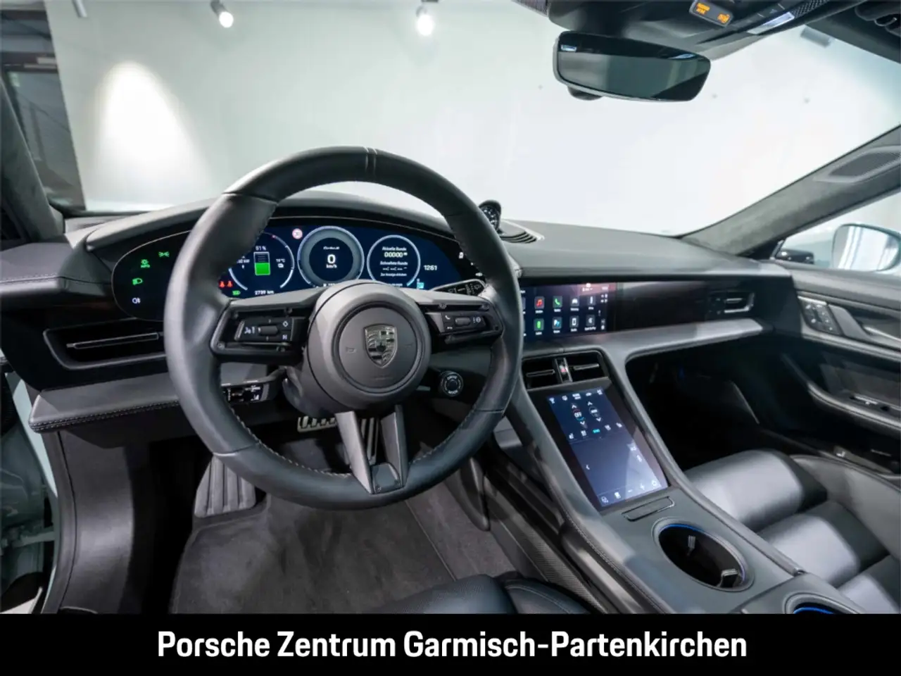 Porsche Taycan Turbo S Sport Turismo Burmester SHZ hinten — Vehicle gallery 7
