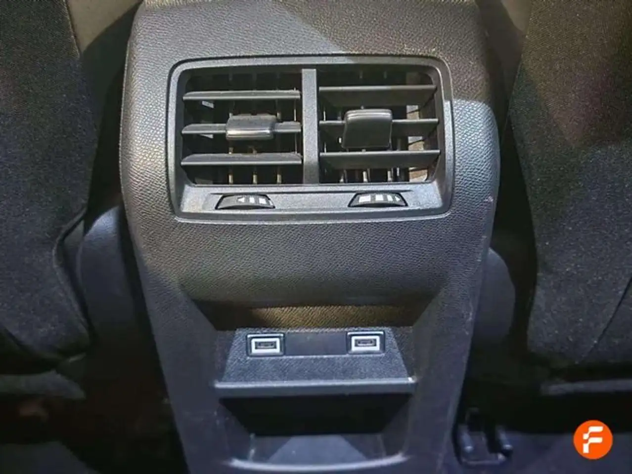 Peugeot 308 1.2 PureTech S&S Active 130 — Galerie du véhicule 23