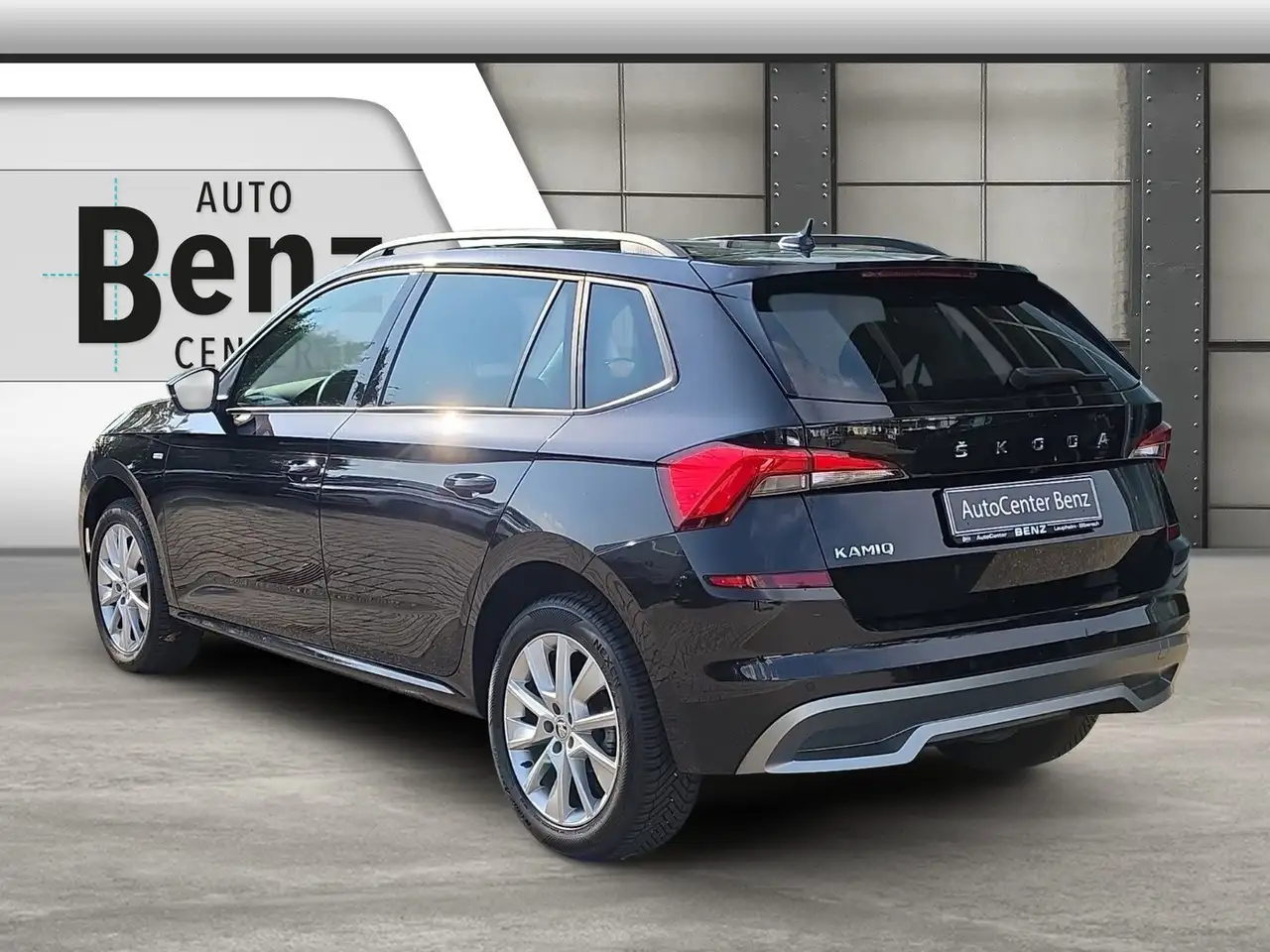 Skoda Kamiq 1.5 TSI TOUR *ACC*R.KAM*NAVI*LED*EHK*ALARM Klima — Vehicle gallery 3