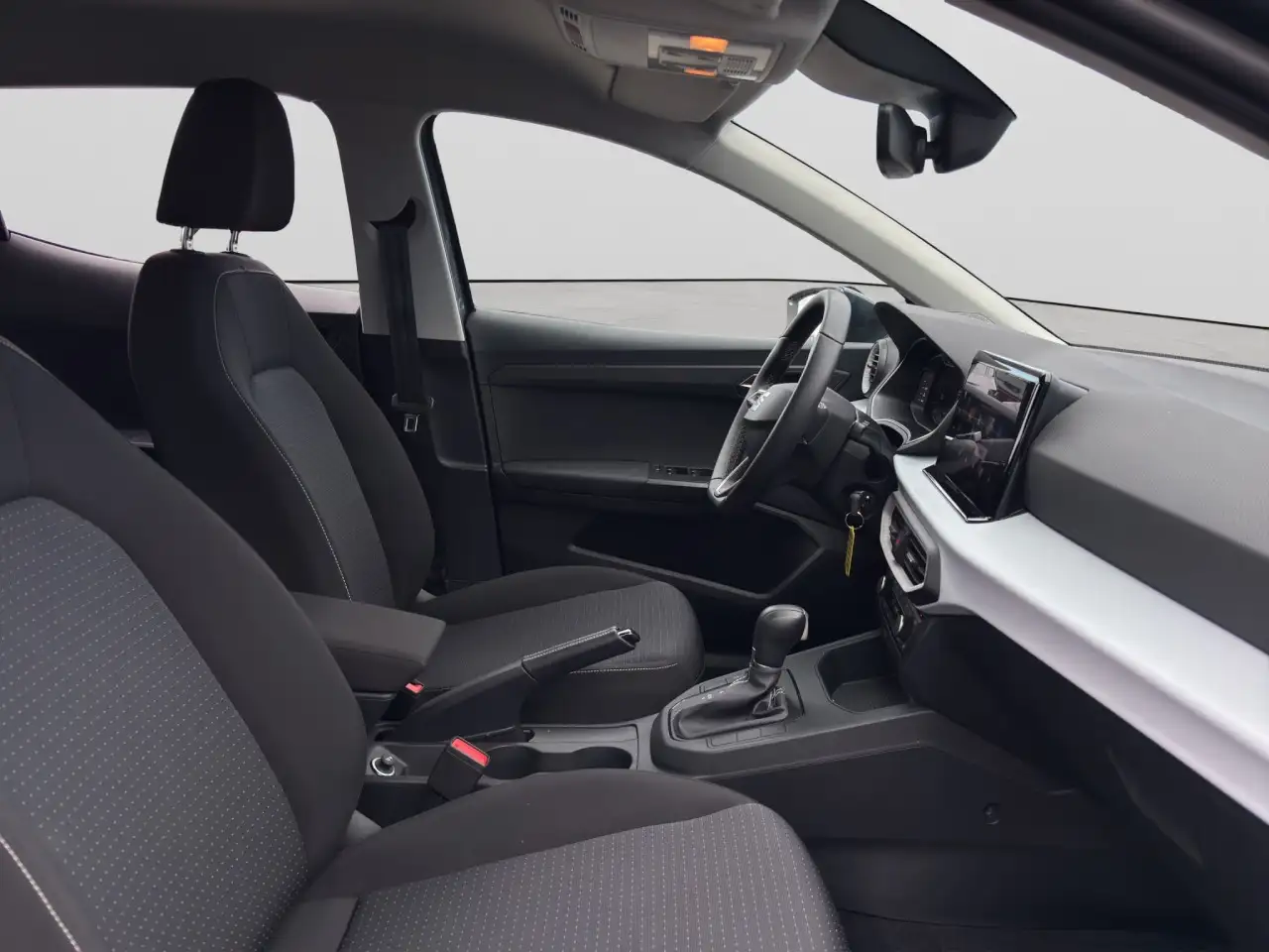 SEAT Ibiza Style Edition TSI DSG Navi SHZ FullLink — معرض صور السيارة 15