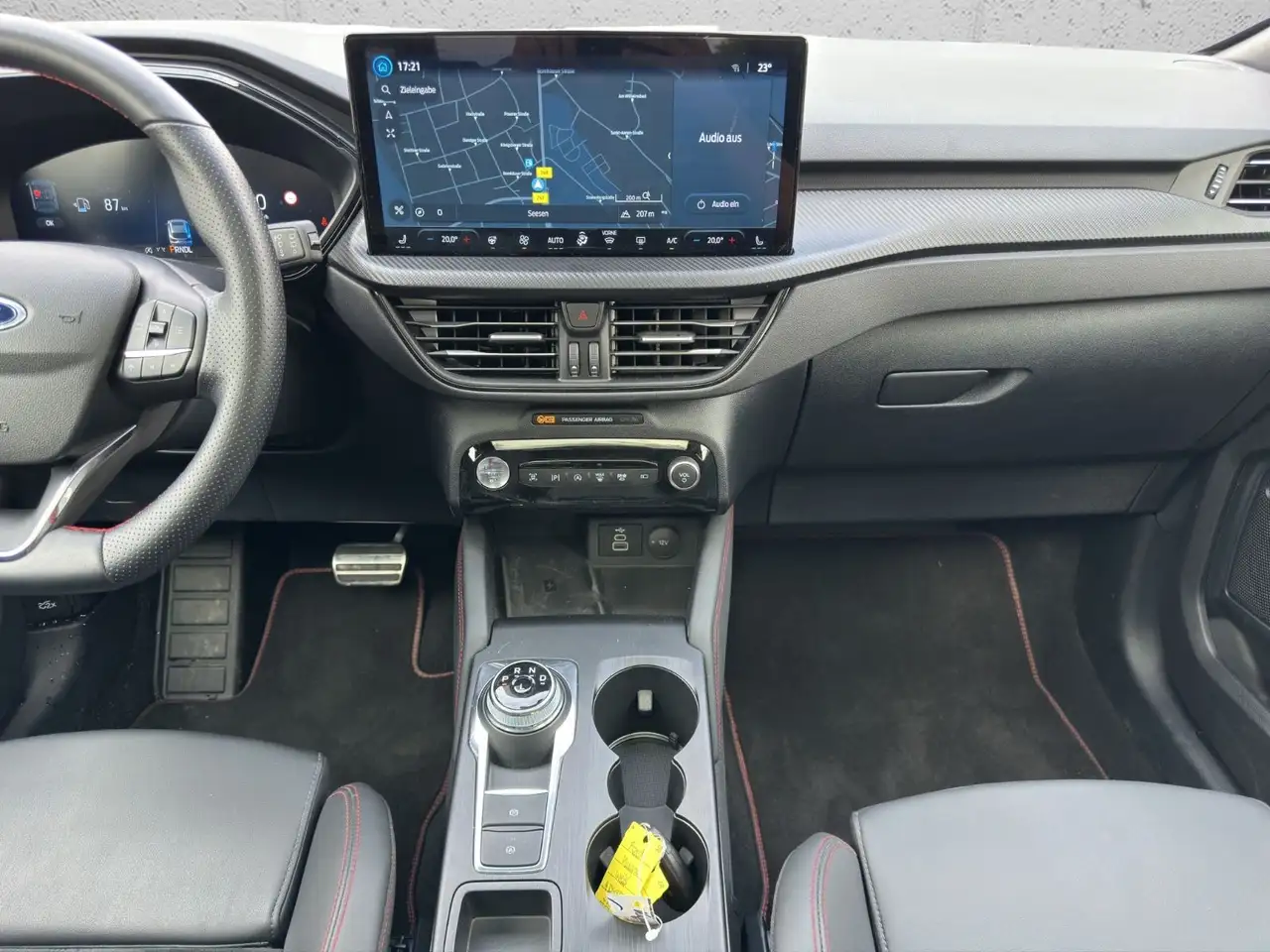 Ford Kuga ST-Line X*Pano*AHK*ACC*LED*360°*Virtual* — Galería del vehículo 18