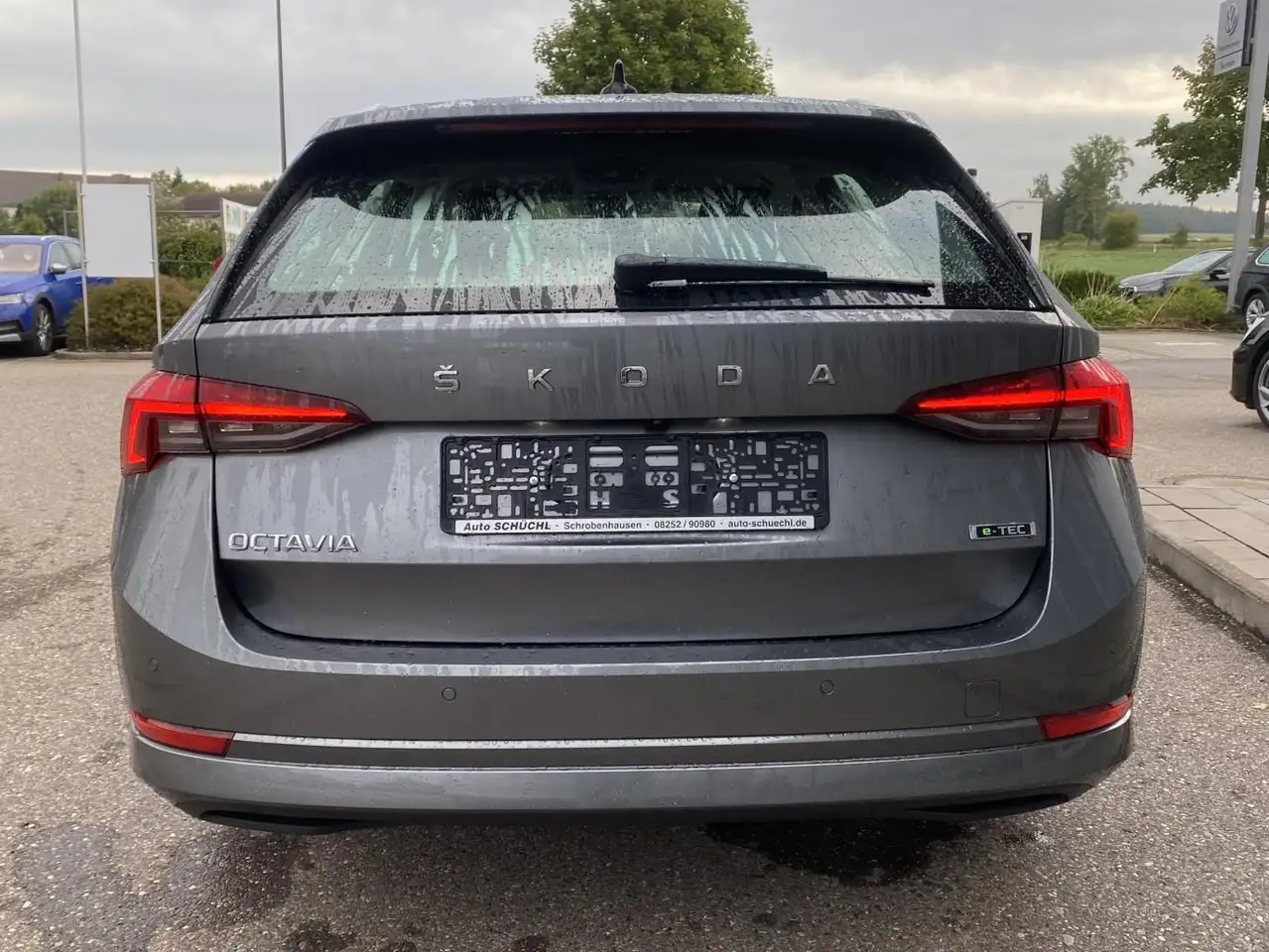 Skoda Octavia Combi 1.5 eTSI DSG AHK+HEAD-UP+SMART-LIN — معرض صور السيارة 5