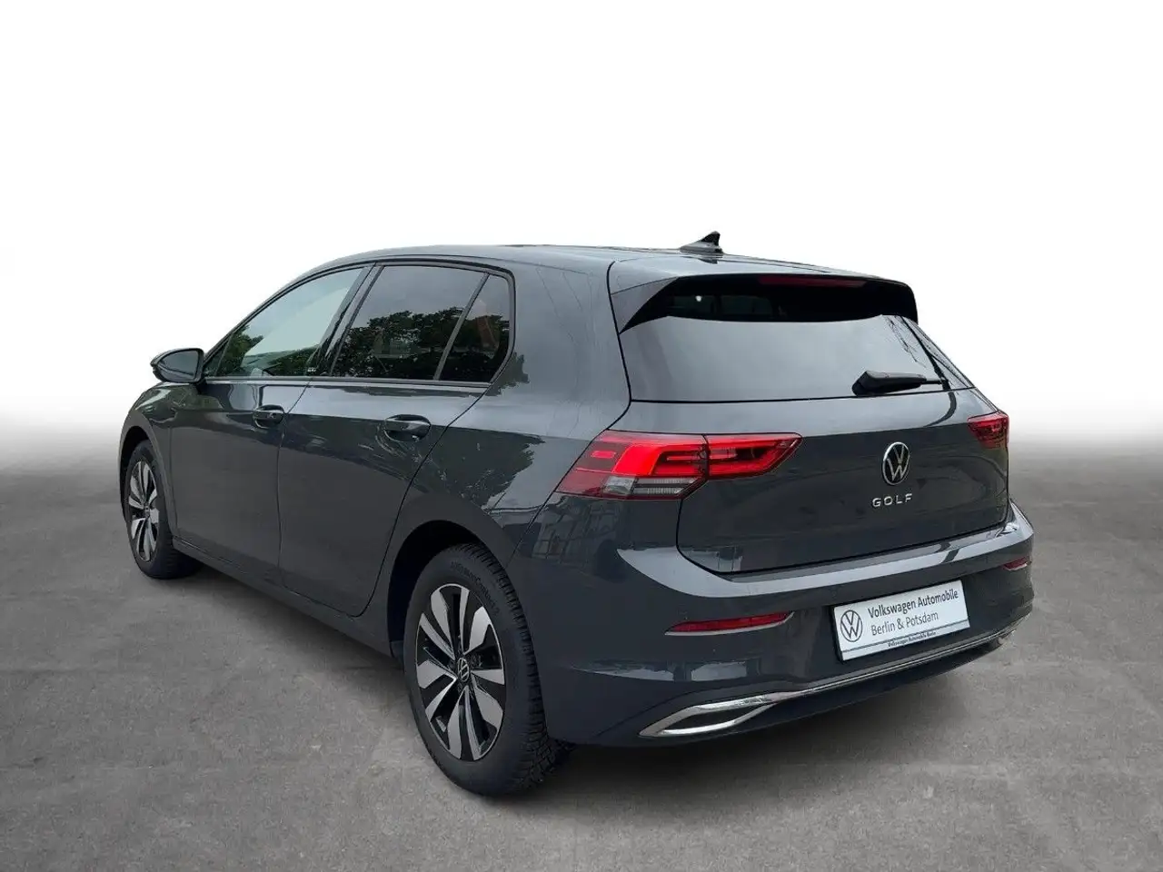 Volkswagen Golf VIII 1.0 TSI "MOVE" Climatronic LED PDC SHZ — Vehicle gallery 3
