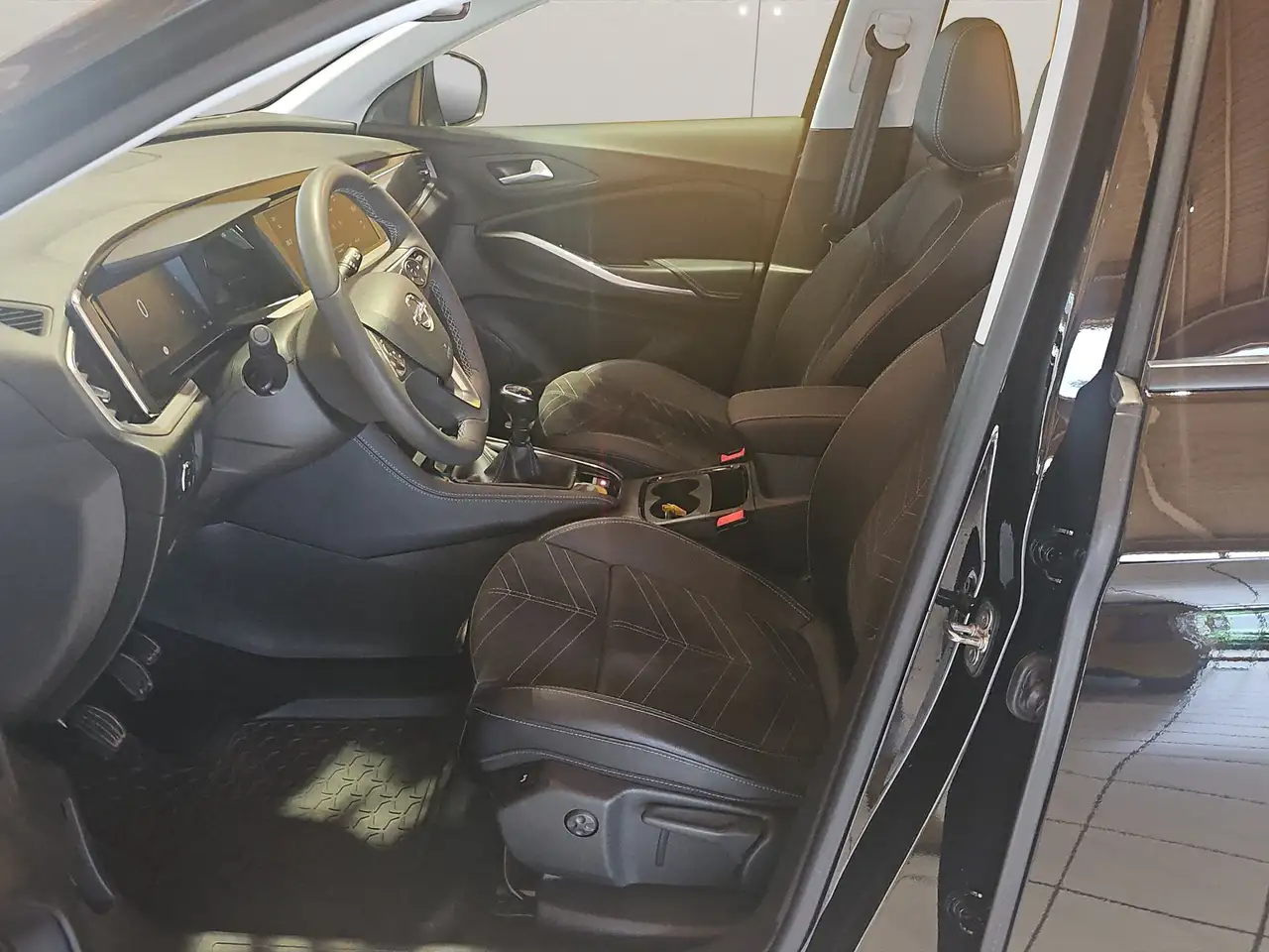 Opel Grandland 1.2 Turbo GS Line Alcantara+LED+SHZ+LM — Vehicle gallery 8