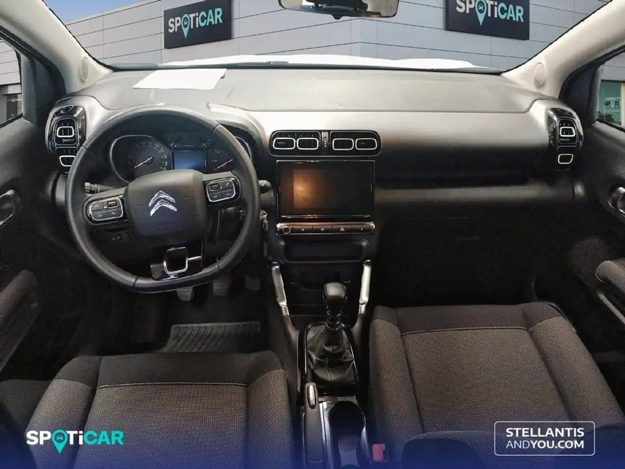 Citroen C3 Aircross BlueHDi 81kW (110CV) Plus — Vehicle gallery 8