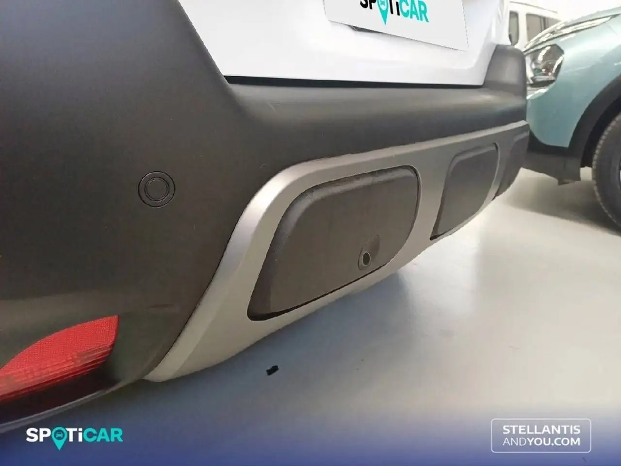 Citroen C3 Aircross BlueHDi 81kW (110CV) Plus — Vehicle gallery 18