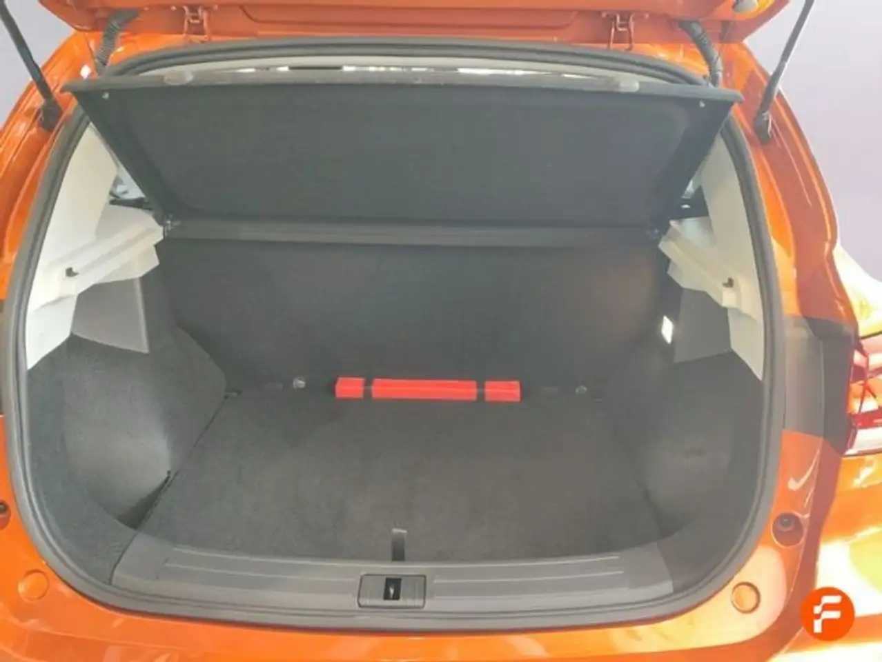 MG ZS 1.5 Comfort — Galería del vehículo 18
