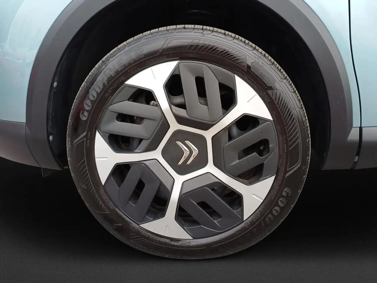 Citroen C4 PureTech 130 S&S Feel — معرض صور السيارة 8