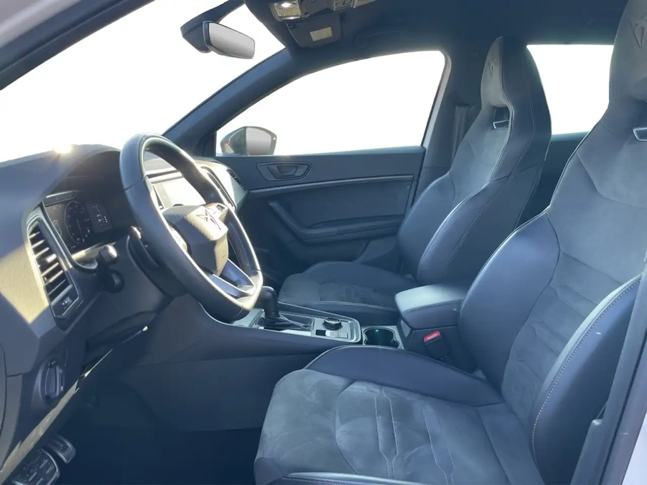 CUPRA Ateca 2.0 TSI DSG 4Drive VZ DCC VIRTUAL*NAVI*LED*PARK... — Galería del vehículo 12