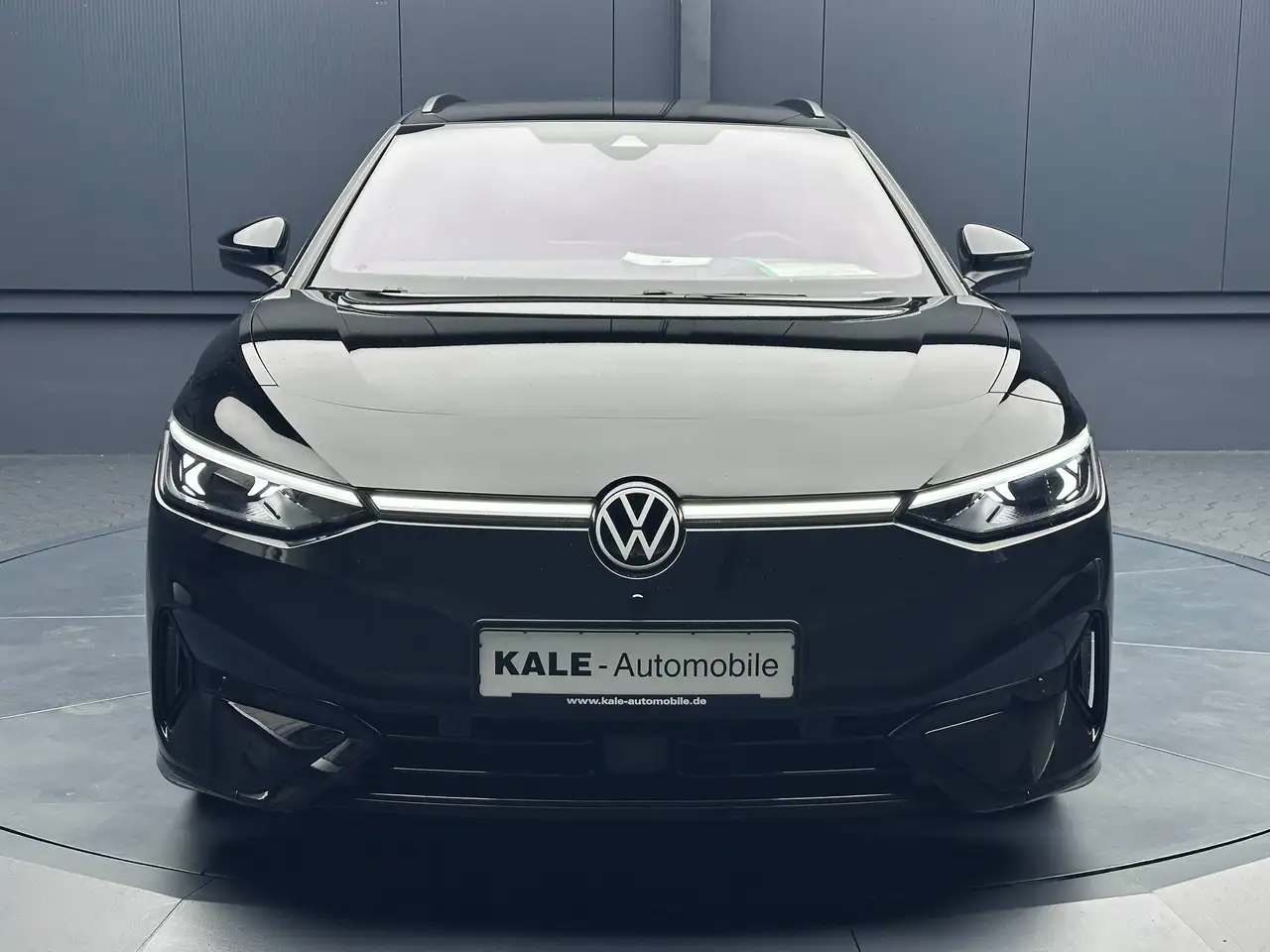 Volkswagen ID.7 Tourer Pro *20Zoll*AHK*Int./Ext.-Paket*360*Komfort* — Vehicle gallery 8